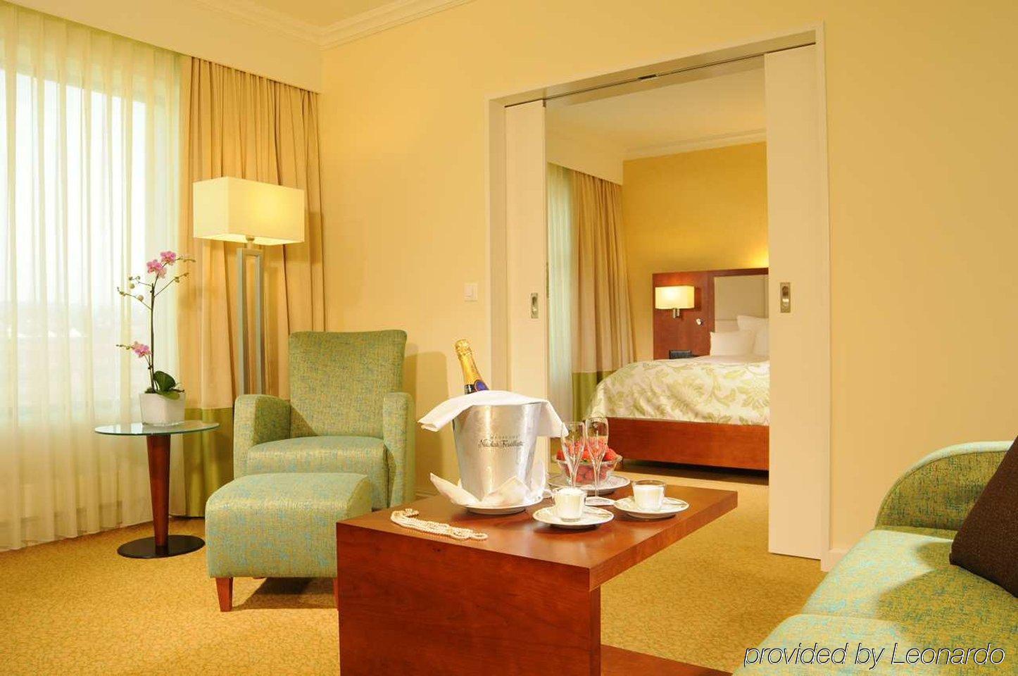 Hilton 5*